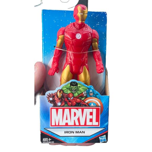 NEW!! MARVEL UNIVERSE AVENGERS 6" IRON MAN ACTION FIGURE HASBRO A83 Hero - Picture 1 of 1